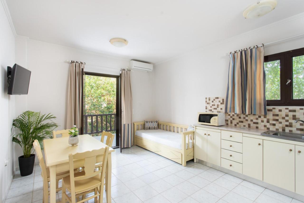 Monemvasia Green Apartments Ngoại thất bức ảnh