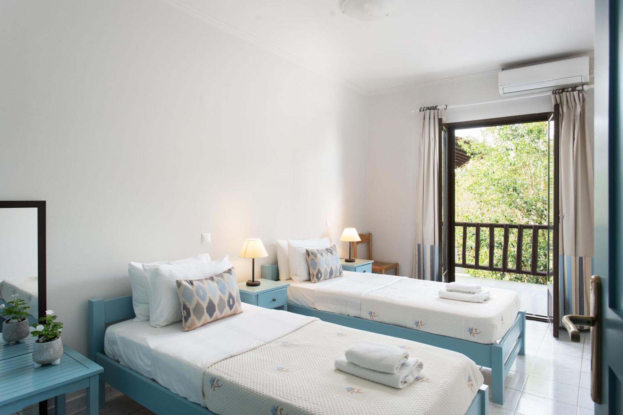 Monemvasia Green Apartments Phòng bức ảnh